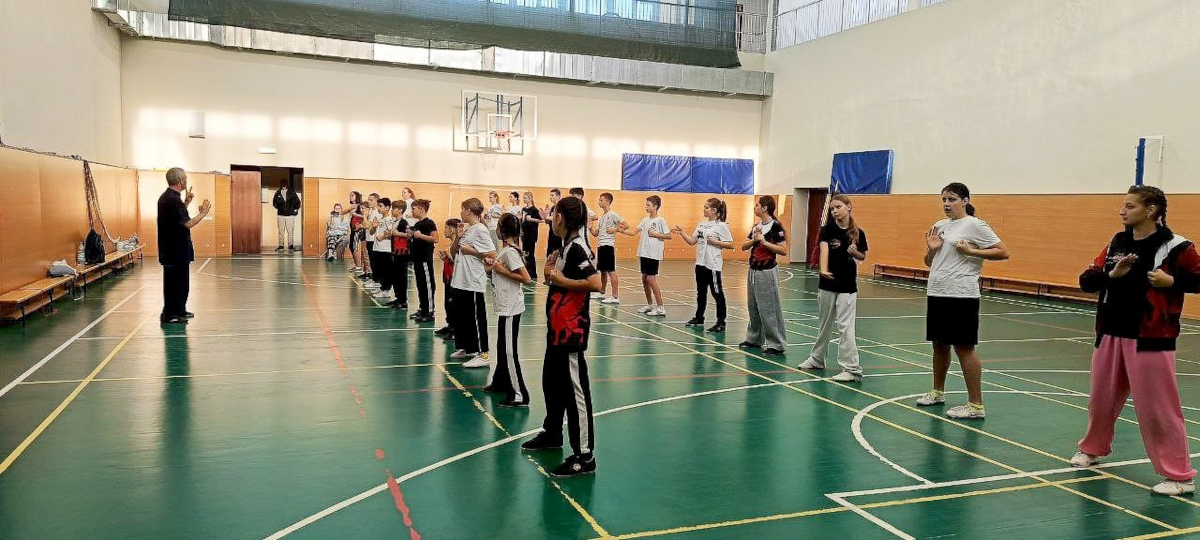 Семинар по Юнчунцюань и Хунцзяцюань в селе Мирное